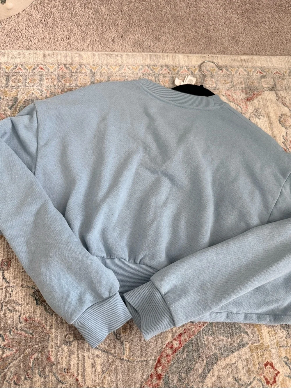 ALO Yoga Women's Sky Blue Cropped Crewneck Sweatshirt